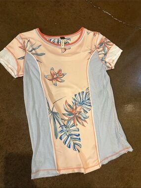 🌹🌹New Free People Floral Short Sleeve Tee Small